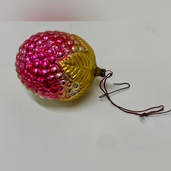 Antique Mercury Glass Pink Yellow Figural Berry Fruit Christmas Tree Ornament - Picture 9 of 16